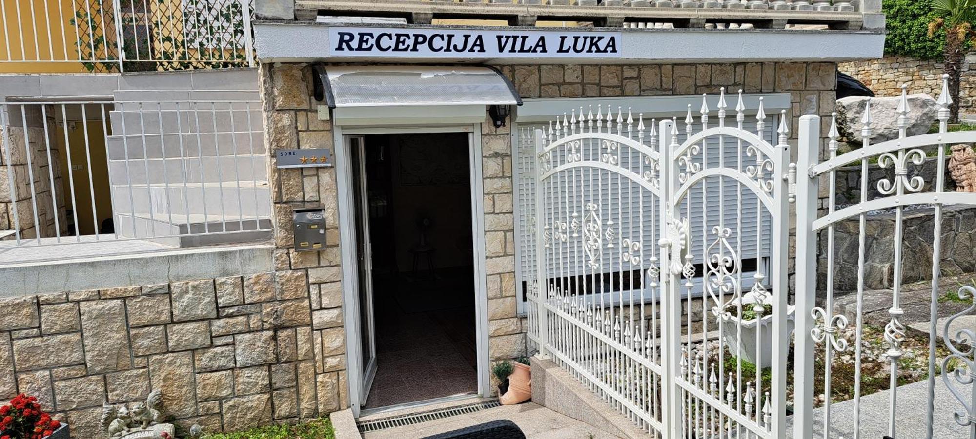 Guest House Vila Luka Порторож Экстерьер фото